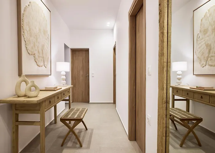 Holiday home Dash Milos Tripiti