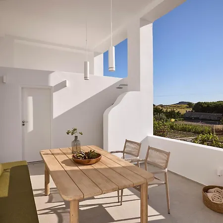 Dash Milos Holiday home